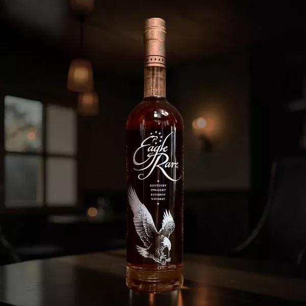 eagle-rare-10-year-old-single-barrel-kentucky-straight-bourbon-whiskey-750ml Eagle Rare 10 Year Old Single Barrel Kentucky Straight Bourbon Whiskey 750ml